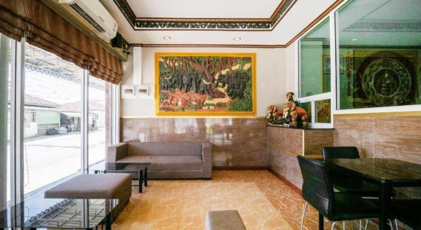 Oyo 836 Pk Residence ساتاهيب المظهر الخارجي الصورة
