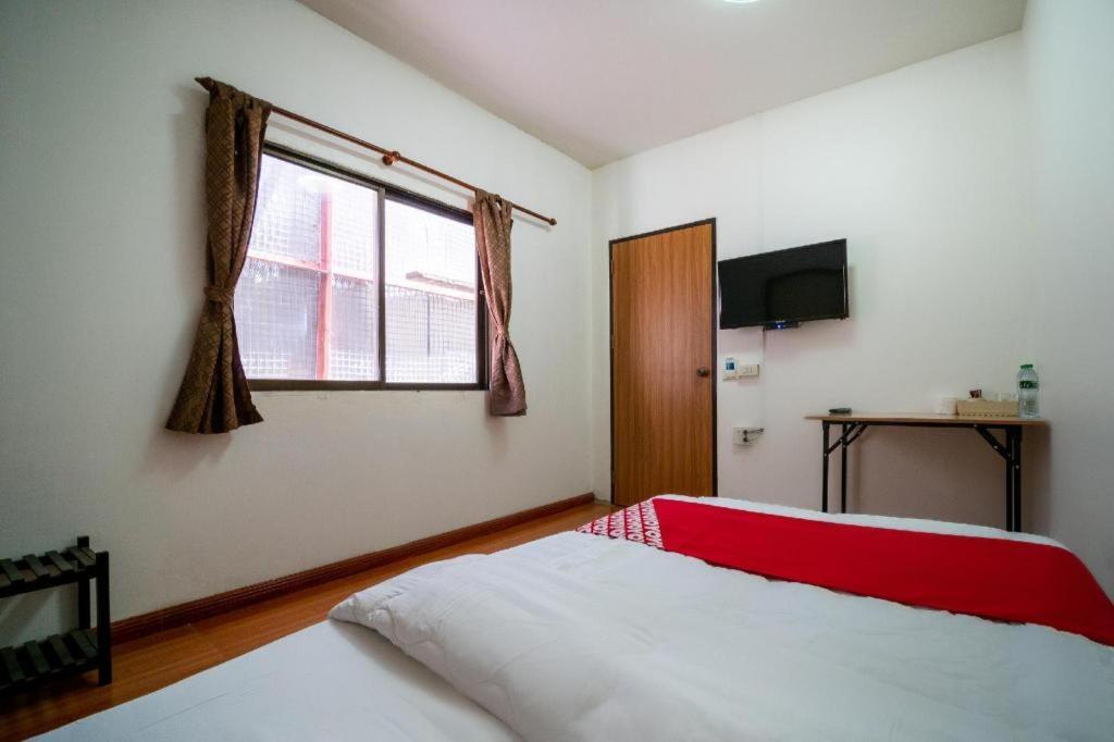 Oyo 836 Pk Residence ساتاهيب المظهر الخارجي الصورة